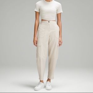 LULULEMON Light Utilitech Cargo Pocket HR Pant